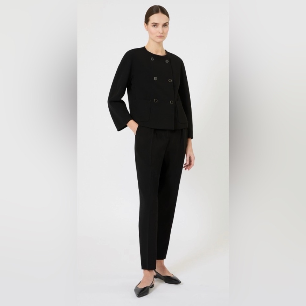Max Mara Black Women's Woolen Trousers. Size 6